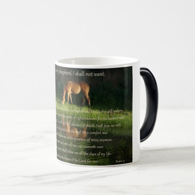 Mug Magic Psaume 23 texte avec cheval à côté de l'eau calme  (Devant droit)