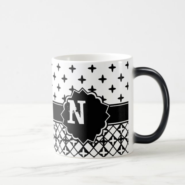 Mug Magic Quatrefoil blanc noir décoré d'un monogramme (Droite)