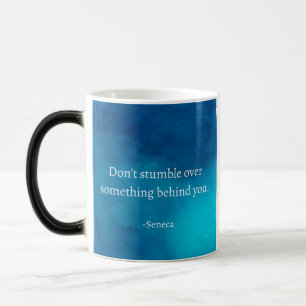 Mug Magic Seneca : Concentrons-nous sur l'avenir, ne tombez