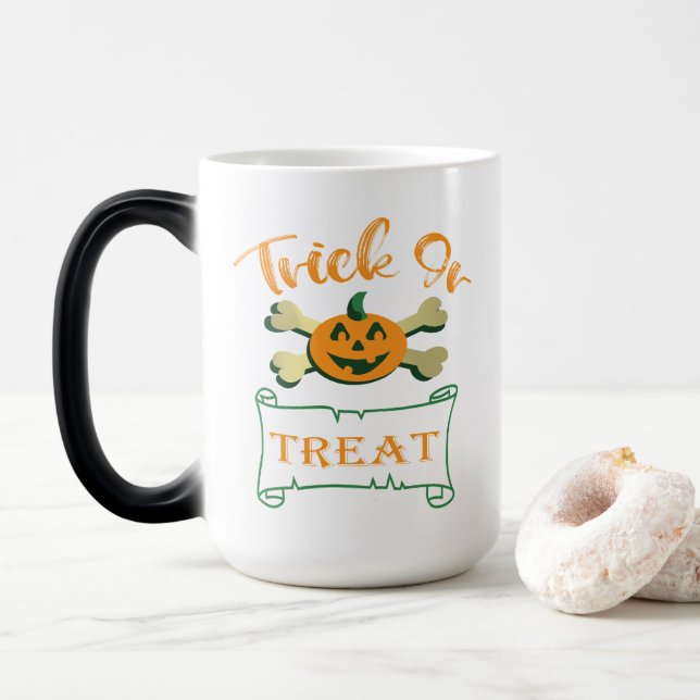 Mug Magic Tracer ou traiter les os croisés citrouille Hallow (Avec donut)