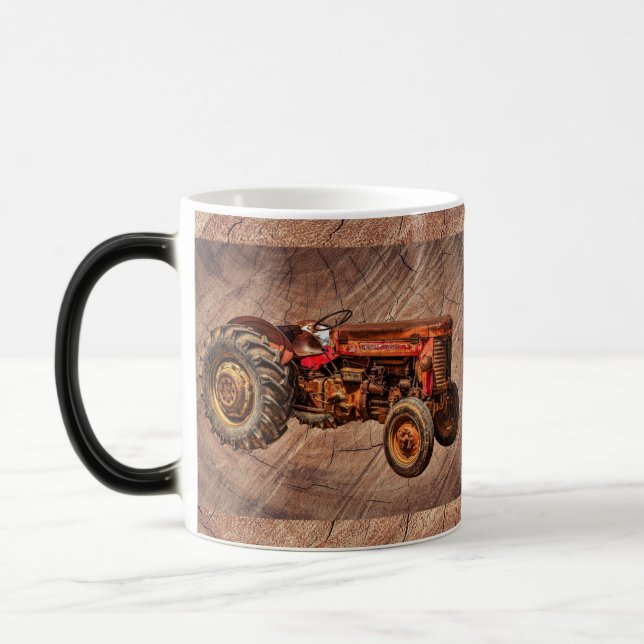 Mug Magic Tracteur rouge antique (Gauche)