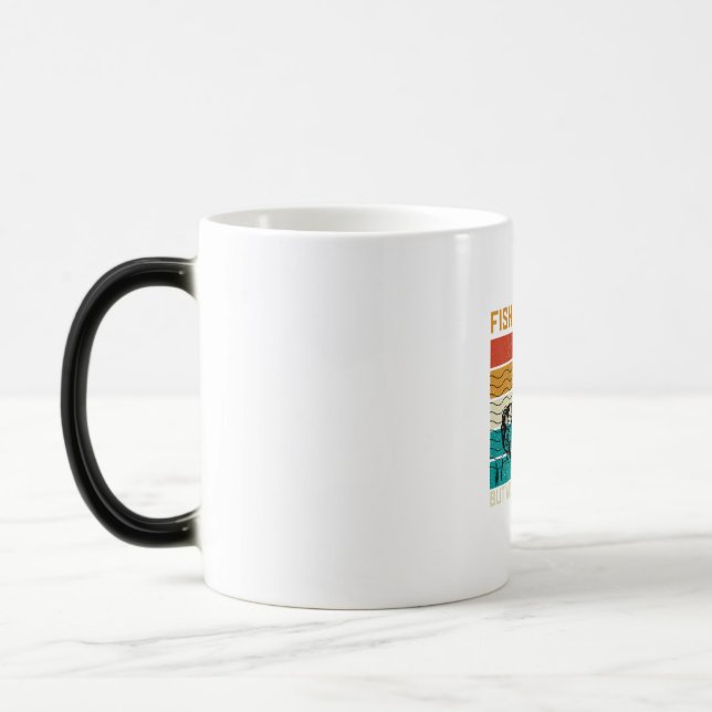 Mug Magic Une femme de l'art de la pêche me veut (Gauche)