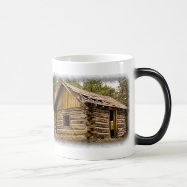 Mug Magic Vieux Cabine de montagne sur blanc (Droite)