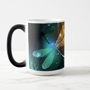 Mug Magic Vol de libellule verte lumineuse