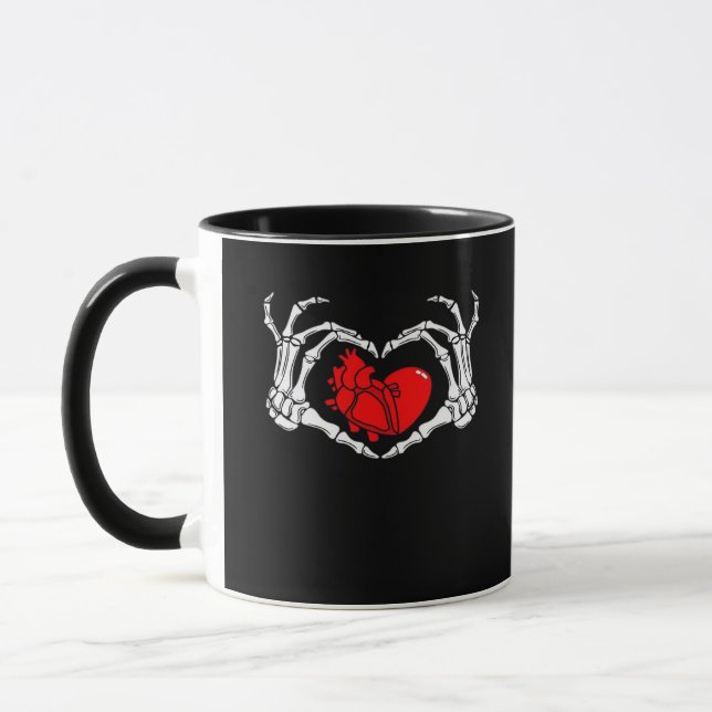 Mug Mains De Squelette Effrayant Et Coeur Rouge Déplai (Gauche)