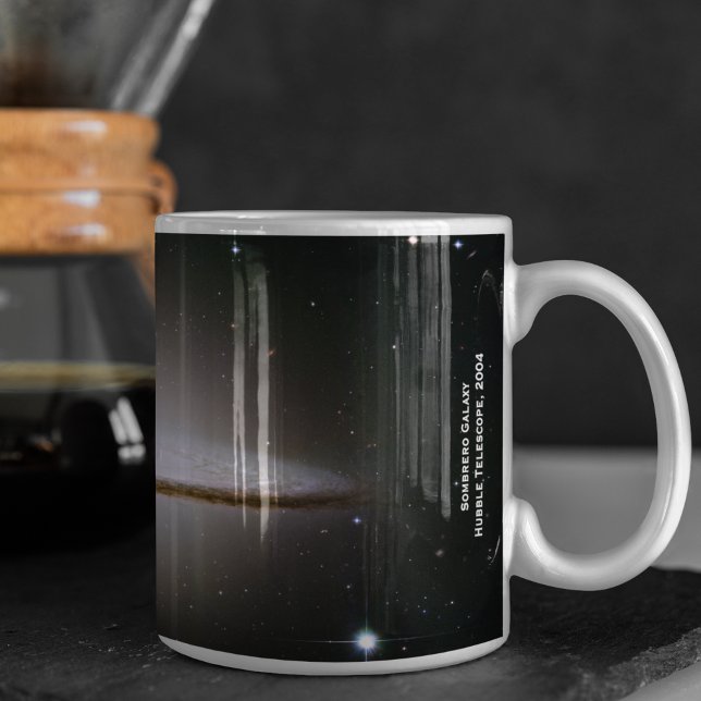 Mug Majestic Sombrero Galaxy Hubble Telescope 2004 (Créateur téléchargé)