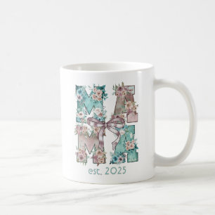 Mug Maman Est. Typographie florale Boho 2025