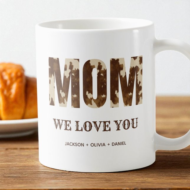 Mug Maman Nous T'Aimons Typographie Moderne De Country (Mom We Love You Western Country Modern Typography Coffee Mug)