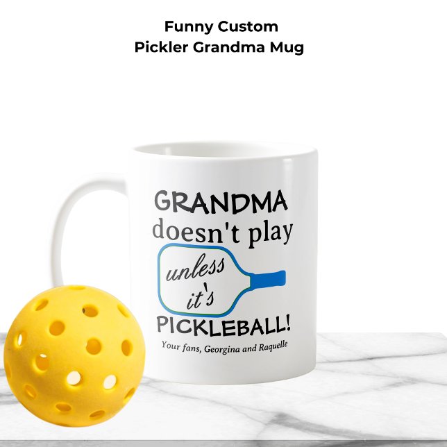 Mug Mamie de pickleball moderne drôle - Typographie pe (Funny Custom Typography Pickler Grandma Mug)