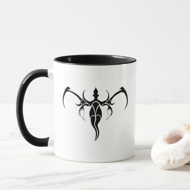 Mug Mandala d'éléphant tribal orné noir et blanc (Avec donut)