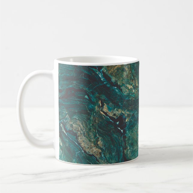 Mug Marbre vert foncé : texture luxueuse. (Gauche)