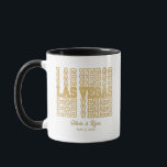 Mug Mariage Glamour Pailleté Or à Las Vegas<br><div class="desc">Préparez-vous à une expérience de mariage inoubliable à Las Vegas avec cette tasse de mariage personnalisable ! C'est le cadeau idéal que vos invités voudront vraiment garder.</div>