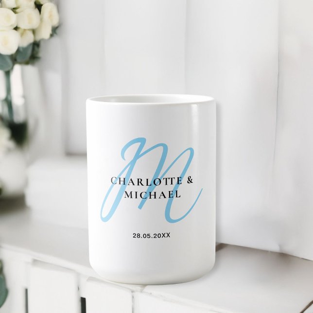 Mug Mariage monogramme simple, élégant (Simple, elegant, monogram wedding coffee mug.)
