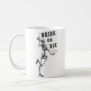 Mug Marie ou mourir squelette dansant gothique enterre