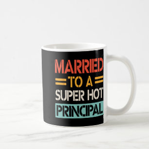 Mug Mariée à un principal super chaud marié à la marié