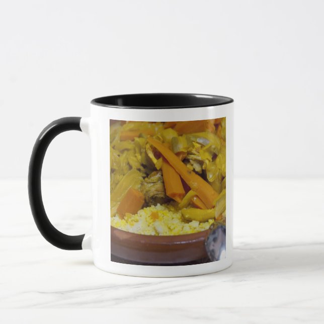 Mug Maroc, Tétouan. Repas marocain traditionnel de (Gauche)