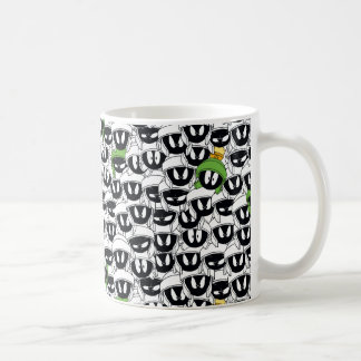 Mug MARVIN MARTIAN™ Line Art Color Pop Motif