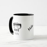 Mug Meilleur nom d'homme Funny Black Googles Mariage<br><div class="desc">Best Man / groomsman tasse personnalisée en noir et blanc dispose d'une paire de googles dessinés à la main et d'un élégant script de typographie moderne modifiable. Un cadeau personnalisé inspiré à offrir à l'équipe de votre marié lors de votre fête de mariage.</div>