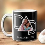 Mug Meilleure Fête des pères papa du monde photo noir<br><div class="desc">La Mug Photo du meilleur papa du monde est décorée du mot DAD en typographie blanche sur un arrière - plan noir. Facilement personnalisable avec votre photo. Fait un cadeau de Fête des pères parfait.</div>