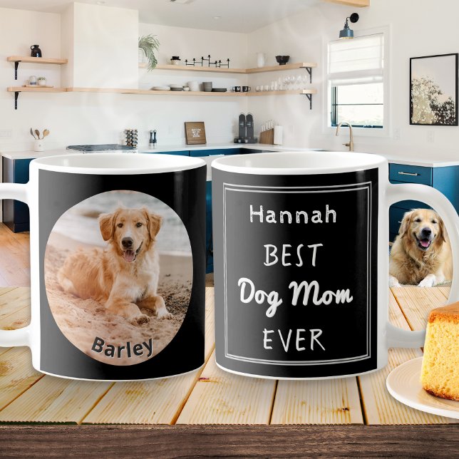Mug Meilleure maman de chien personnalisé animal de co (A stylish coffee mug with 'Best Dog Mom Ever' design, owner's name, dog photo and pet's name)