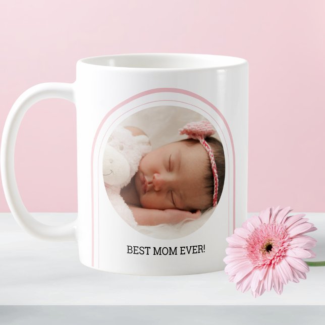 Mug Meilleure Maman Ever 2 Photo Rose Arc Moderne Nom  (Best Mom Ever 2 Photo Pink Modern Arch Baby Name Coffee Mug)