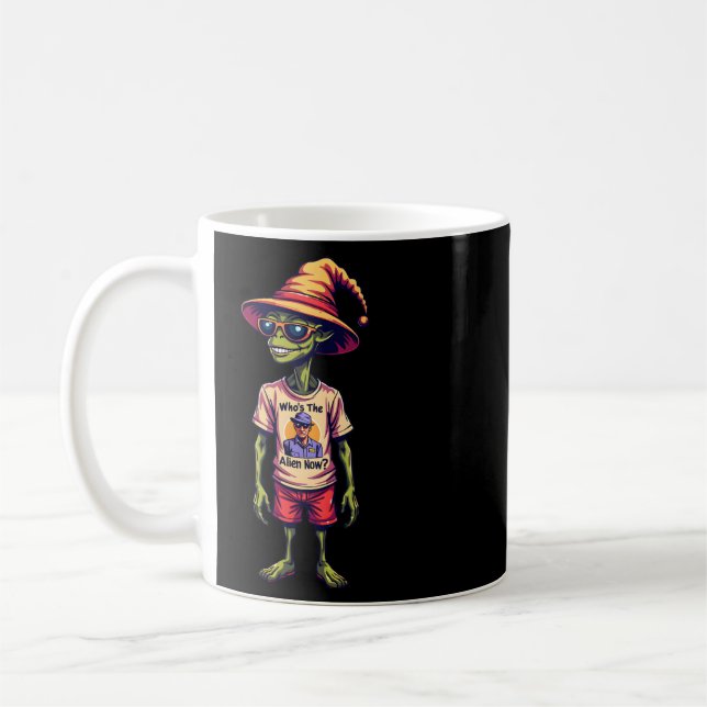 Mug Mème Alien amusant "Qui est l’Alien maintenant ?"  (Gauche)