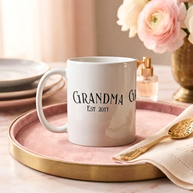 Mug Mémé chic personnalisée nom année (Créateur téléchargé)