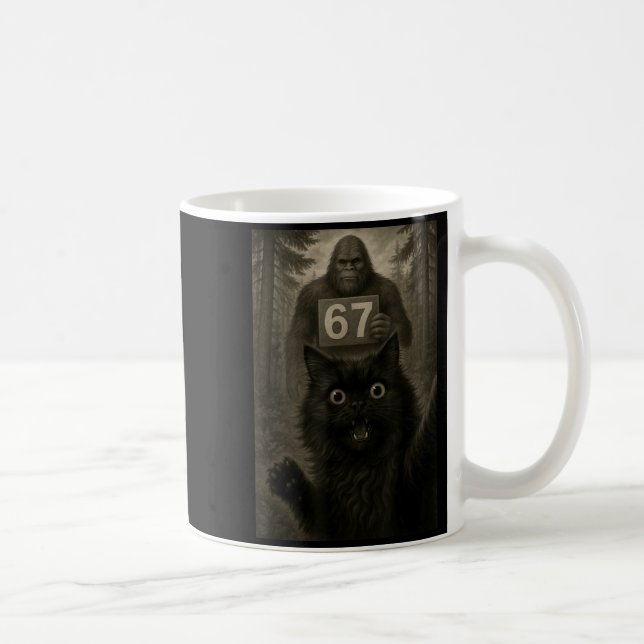 Mug Mème de selfie de chat 67 Six Sept Drôle Bigfoot  (Droite)