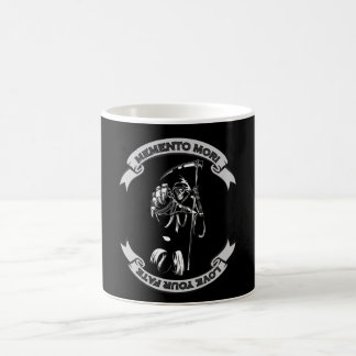 Mug MEMENTO MORI Aime Votre Faucheuse de fond