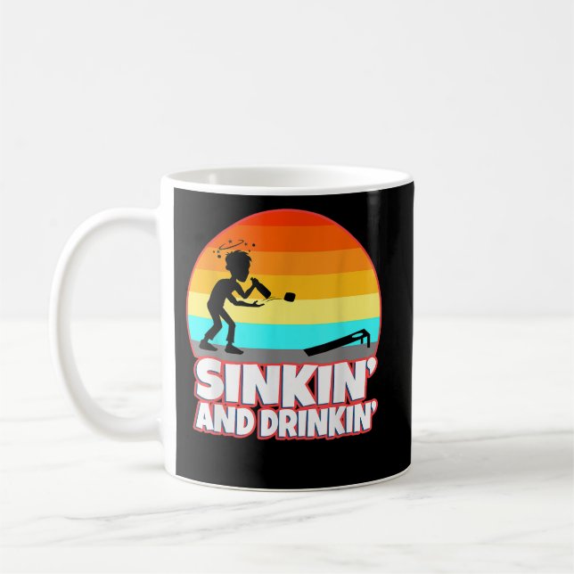 Mug Mens Sinkin et buveur cornhole (Gauche)
