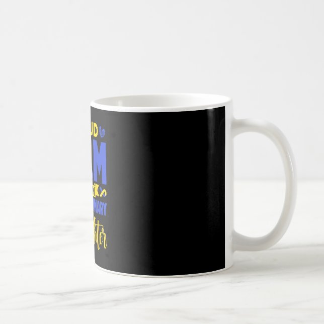 Mug Mère fière d'une fille extraordinaire en bas (Droite)