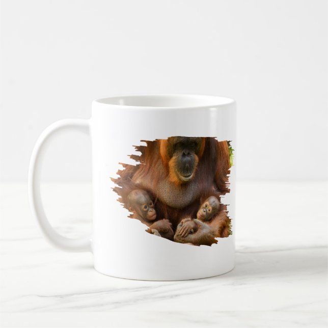 Mug Mère Orangoutane tenant deux bébés (Gauche)