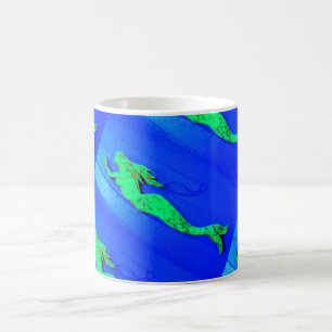 Mug merveille verte nageant en bleu