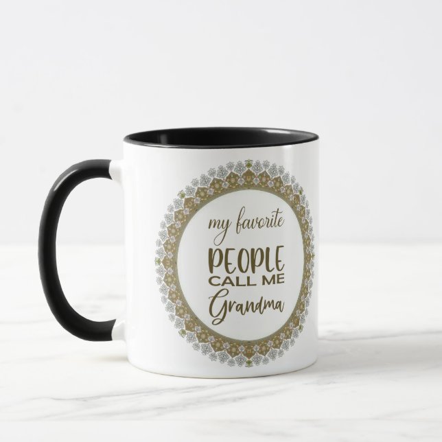 Mug Mes gens préférés m'appellent grand-mère (Gauche)
