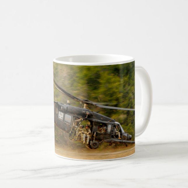 MUG MH-60M BLACK HAWK (Devant droit)