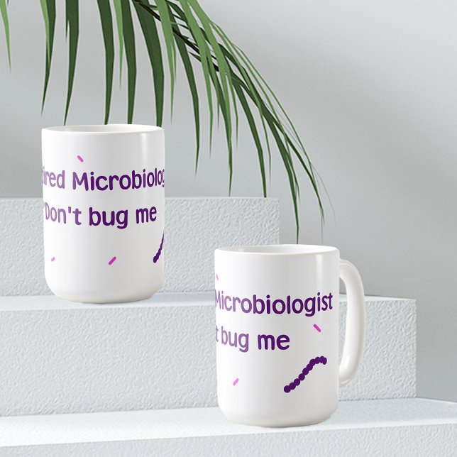Mug Microbiologiste à la retraite (Créateur téléchargé)