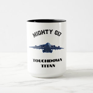 Mug Mighty C-17, Touchdown Titan