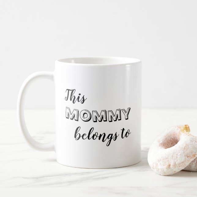 Mug Mignonne Cette maman appartient à... Personnalisé (Avec donut)
