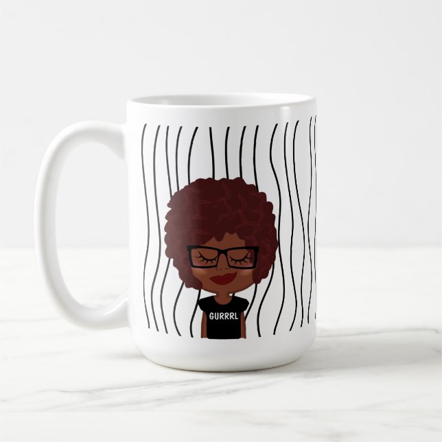 Mug Mignonne Femme Qui Soupçonne A Frappé De La Mug. C (Gauche)
