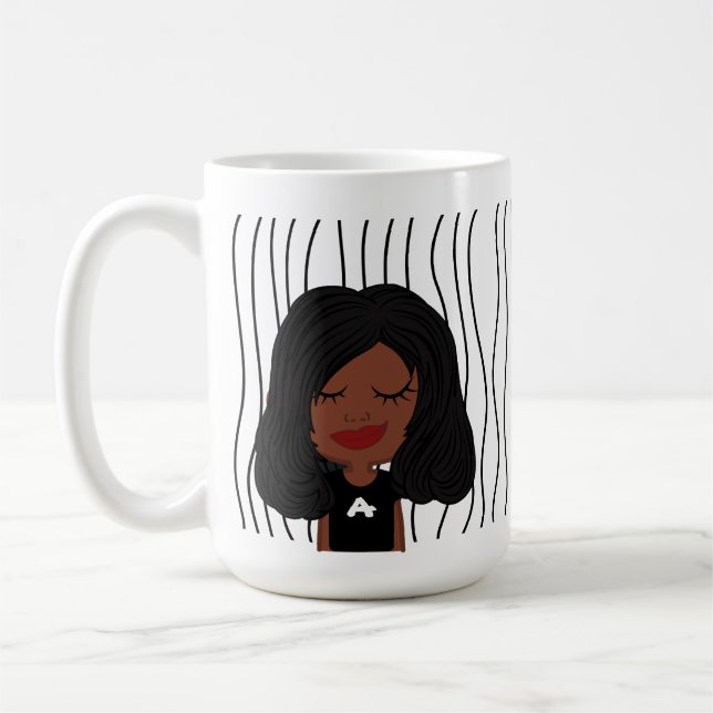 Mug Mignonne Femme Qui Soupçonne A Frappé De La Mug. C (Gauche)