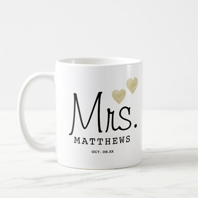 Mug Mme Black Modern Script Personnalisé Mariage Nouve (Gauche)