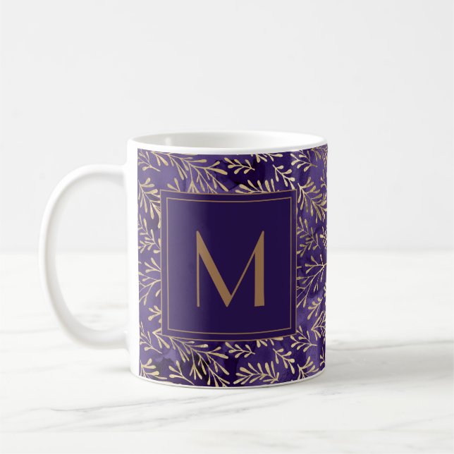 Mug Moderne Élégant Prune Violet Doré Feuilles Monogra (Gauche)
