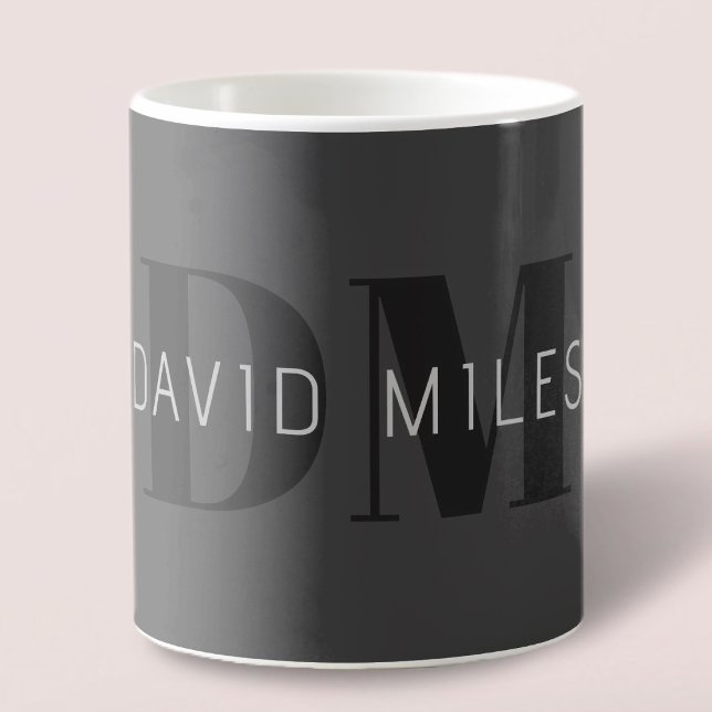 Mug Moderne Gris Foncé & Nom et Monogramme Modifiables (Créateur téléchargé)