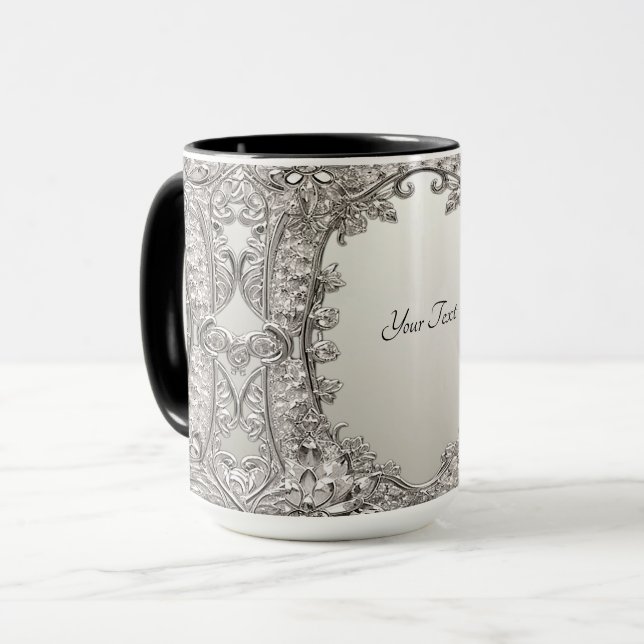 Mug moderne orné d'argent (Devant gauche)