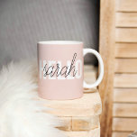 Mug Moderne Pastel Rose Bonjour Et Vous Nom<br><div class="desc">Moderne Pastel Rose Bonjour Et Vous Nom</div>
