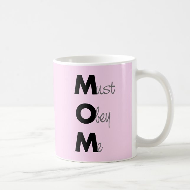 Mug MOM (doit m'obéir) dit Noir (Droite)