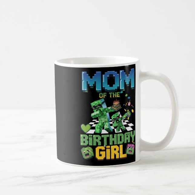 Mug Mom Of The Birthday Girl Funny Video Game Pixel Gi (Droite)