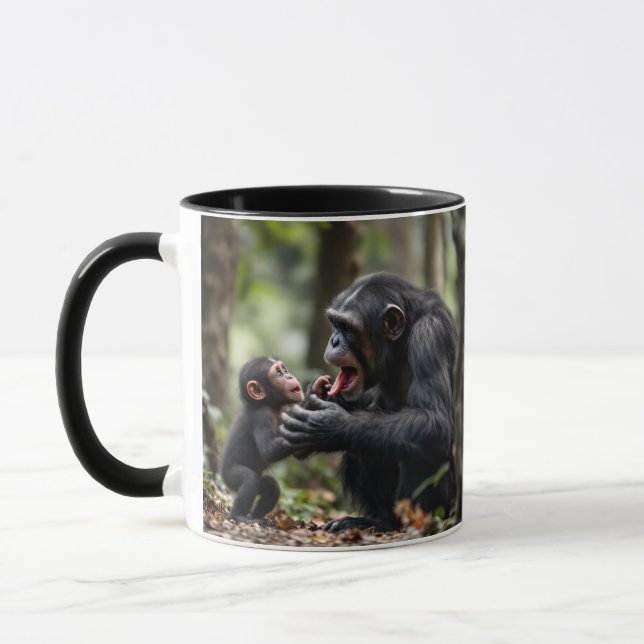 Mug Moments tendres entre un bébé chimpanzé et sa mère (Gauche)