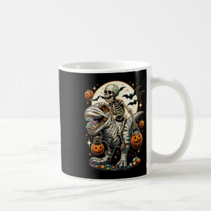 Mug Momie à cheval sur un squelette Dinosaure T Rex En