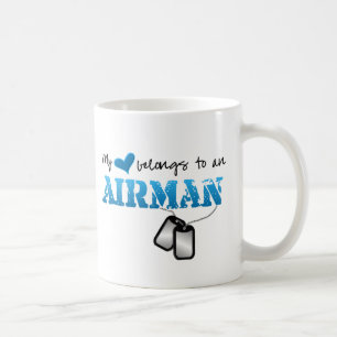 Mug Mon coeur appartient à un aviateur